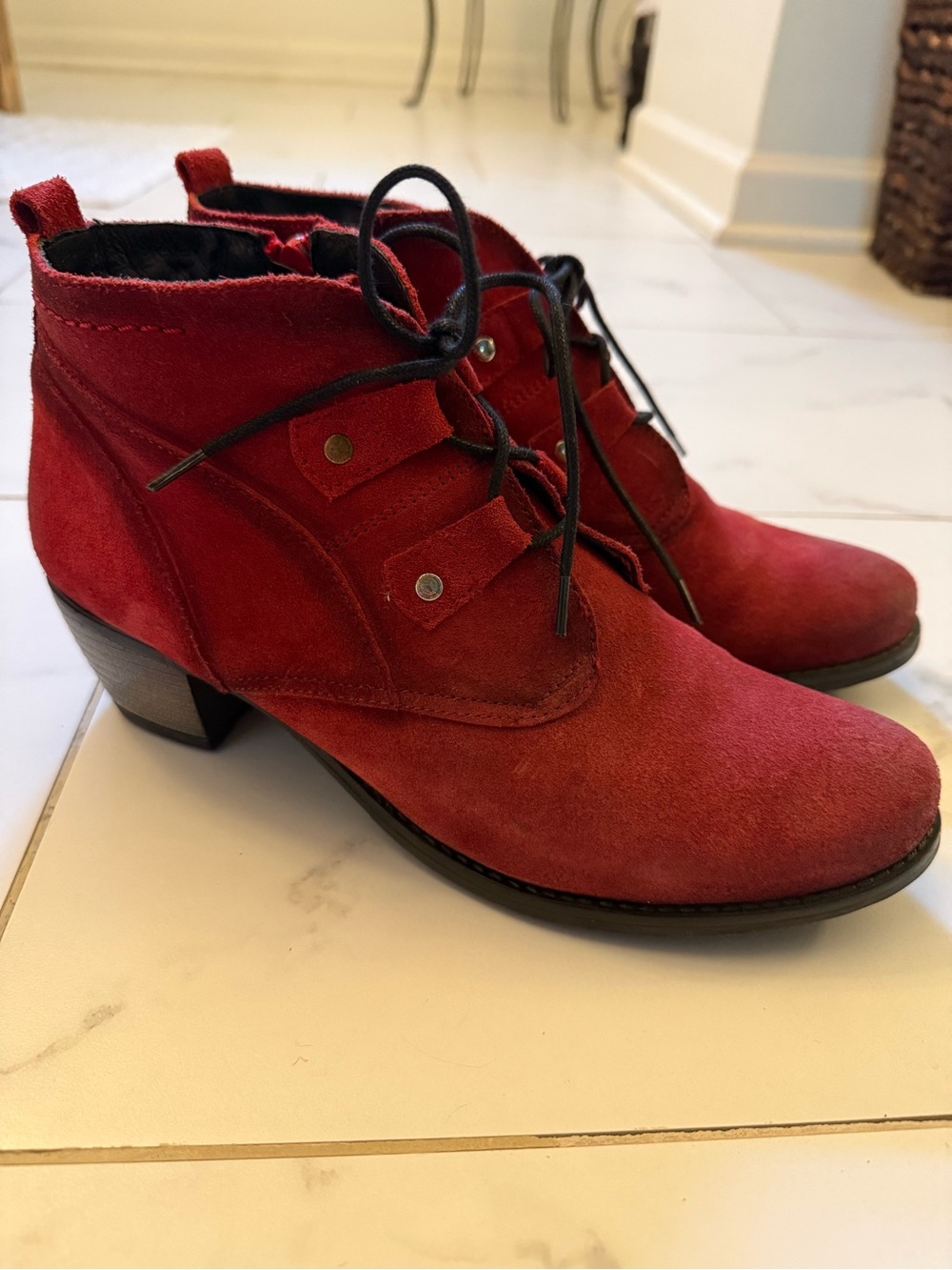 Eric Michael Red Suede Lace-Up Ankle Booties - like new, worn once